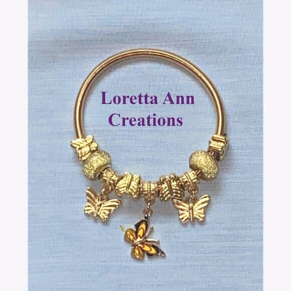 🌹2 for 12 🌹NWT LORETTA ANN GOKD TONE BUTTERFLY BRACELET⭐️ - Picture 1 of 5
